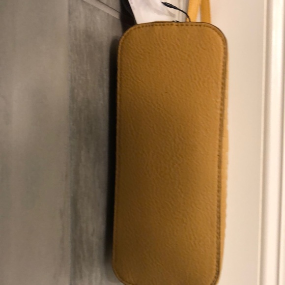 Steve Madden Bmarilyn Crossbody Bag In Mustard - Picture 8 of 8